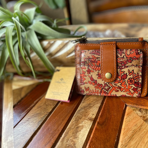 patricia nash cassis